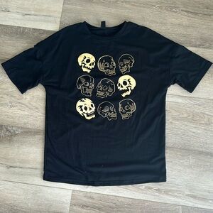 SHEIN skull shirt, size S, color black, oversized fit